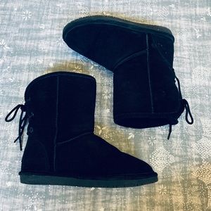 BearPaw Corset-Back Boots